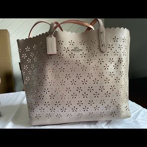 Coach Tote